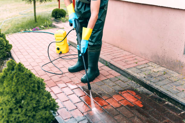 Best Deck Pressure Washing  in Plantsville, CT